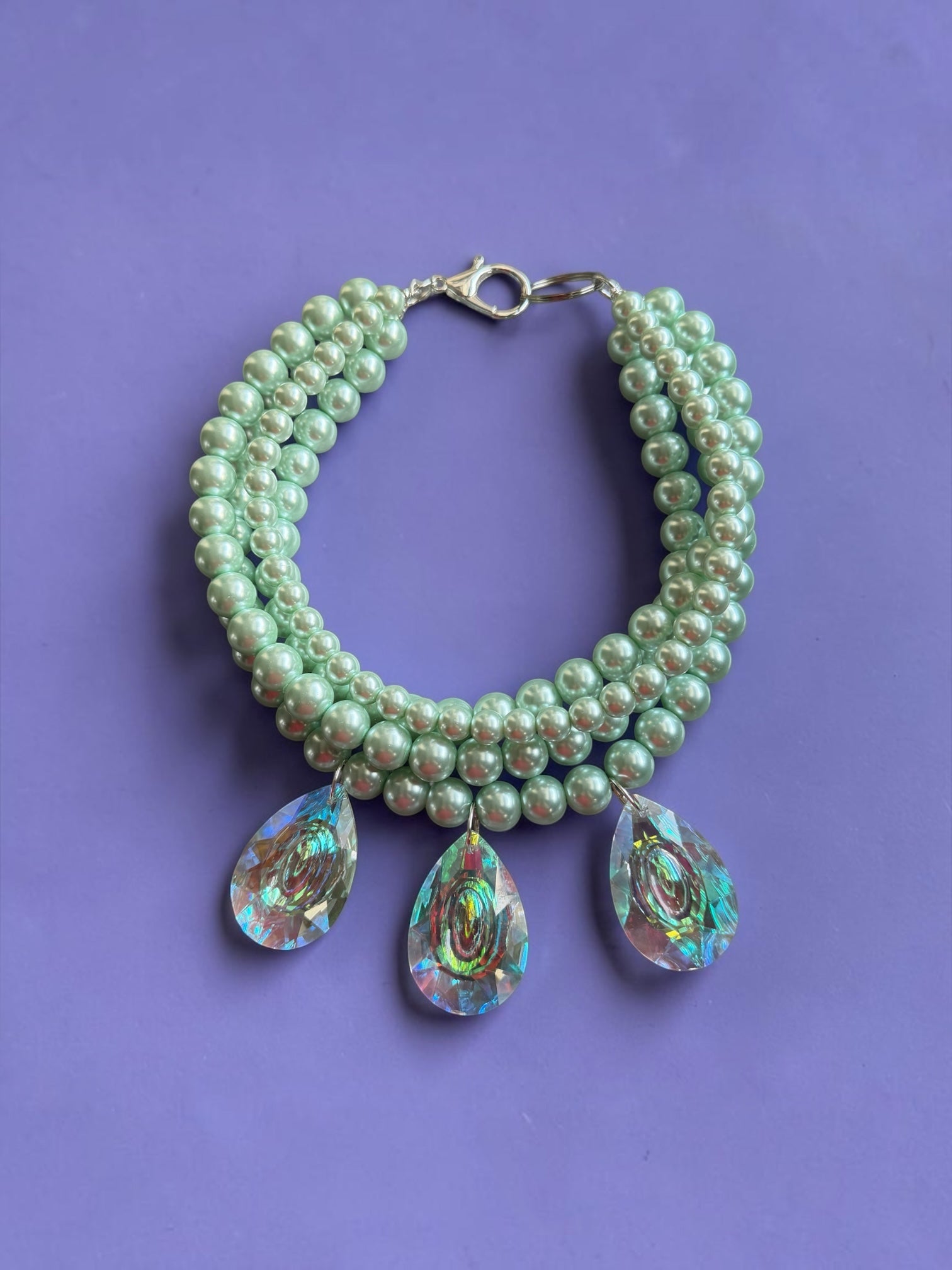 Collar Isis