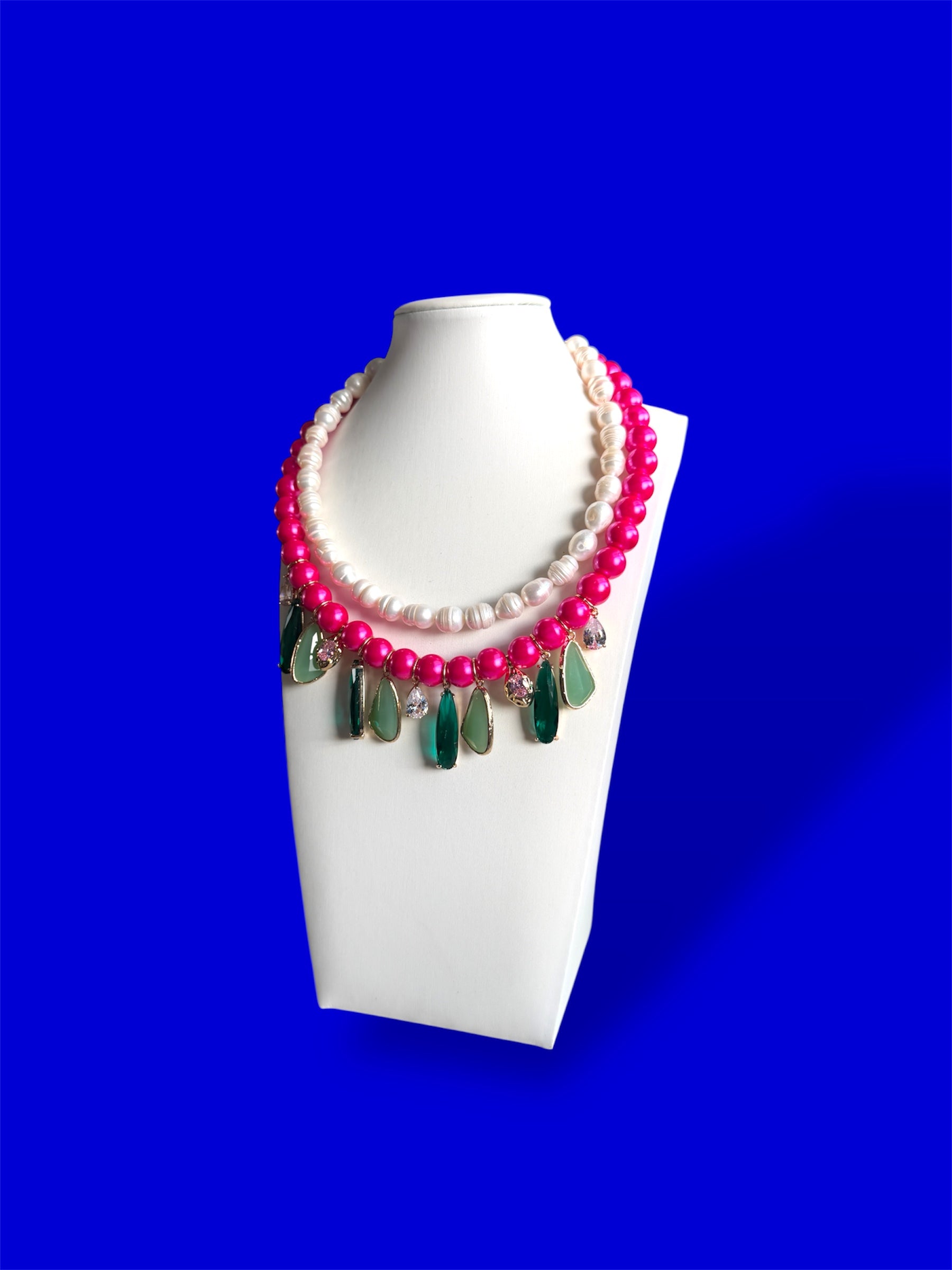 Collar Material Girl
