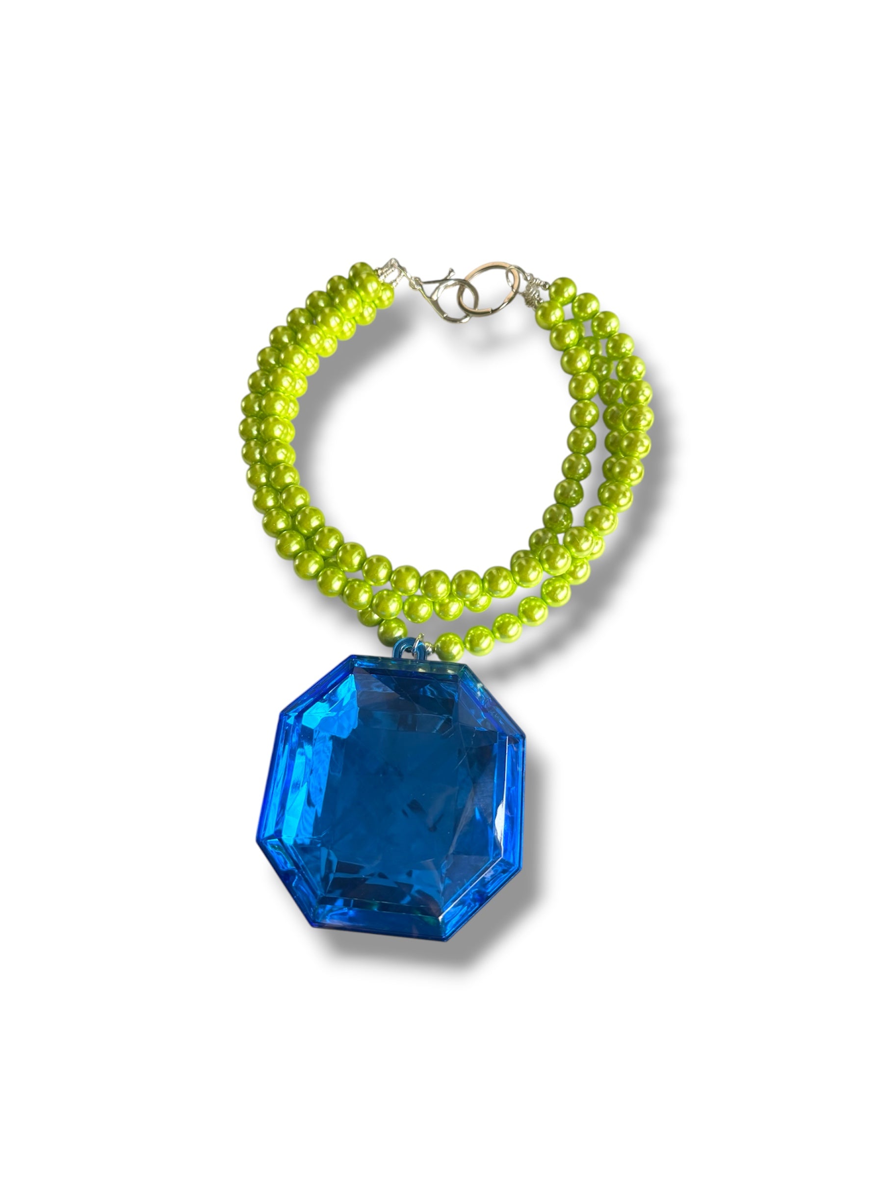 Collar Alien